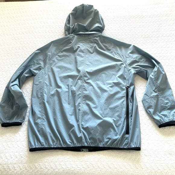 Victorinox (Swiss Army) Women’s Packable Lightweight Windbreaker Jacket SizeL - Picture 8 of 15